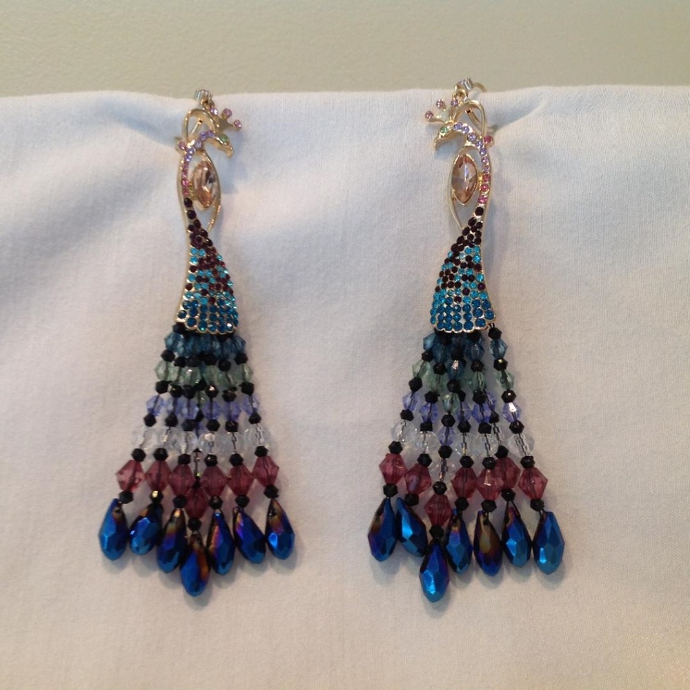 **SOLD** BetseyJohnsonEarrings NWT🥂Host Pick🥂 - Picture 2 of 6